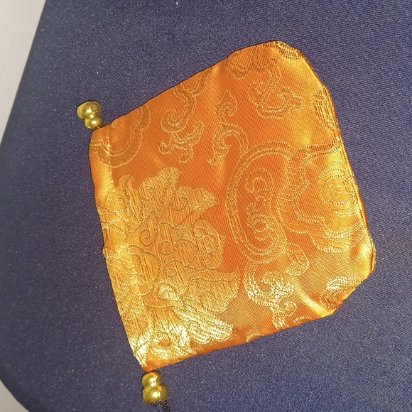 Makeup Assortment - Picture 4 of 8